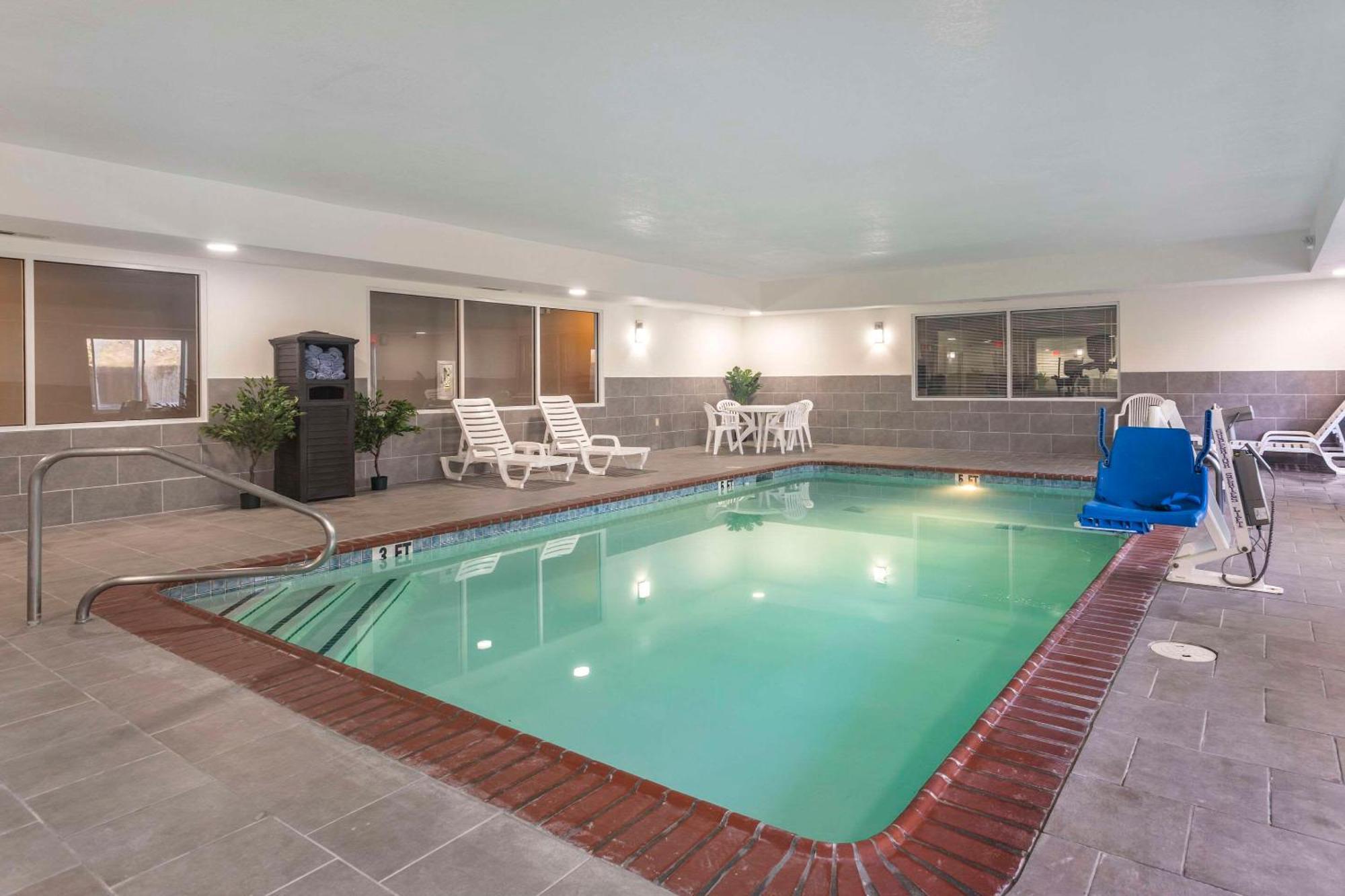 Mainstay Suites Lebanon - Nashville Area Exterior photo